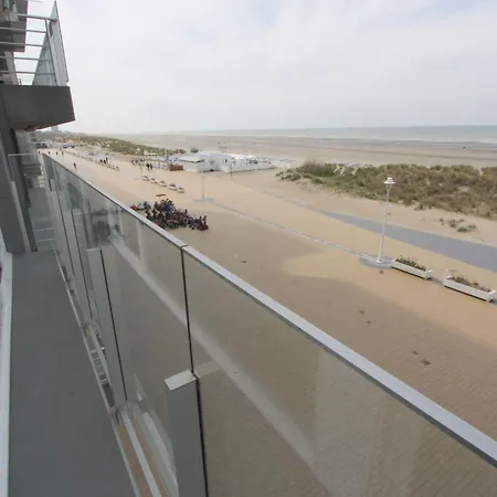 Grand Large 0201 Met Garage Apartment *